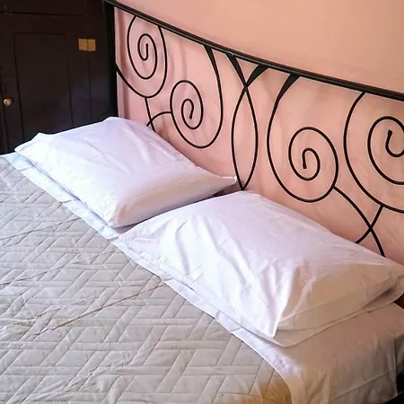 Moschos Mansion Semesterbostad *