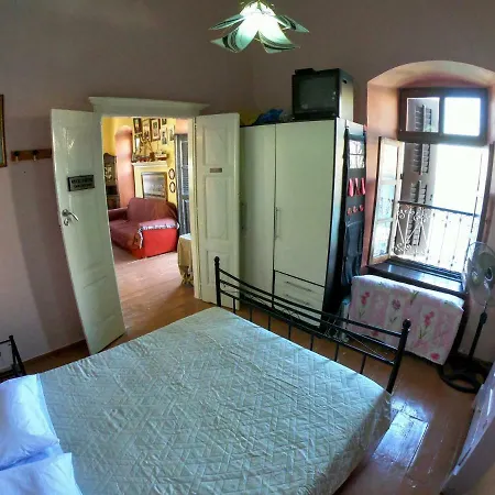 Moschos Mansion Сasa de vacaciones Symi