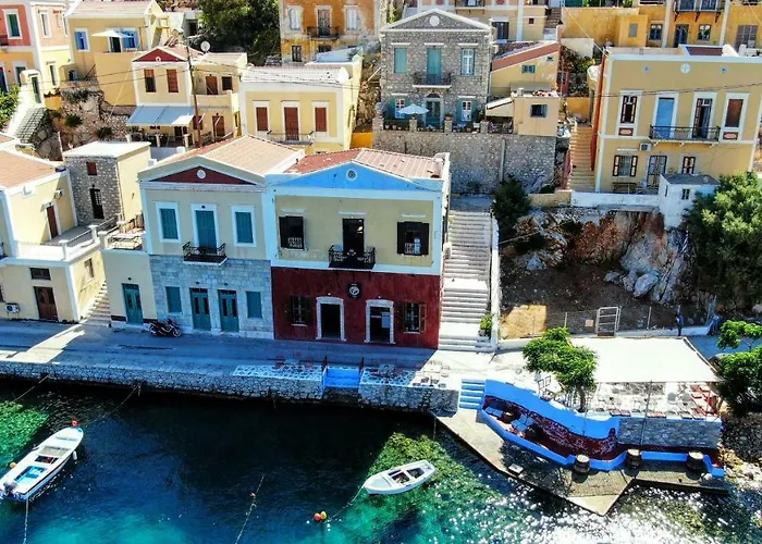 Moschos Mansion Hébergement de vacances Symi