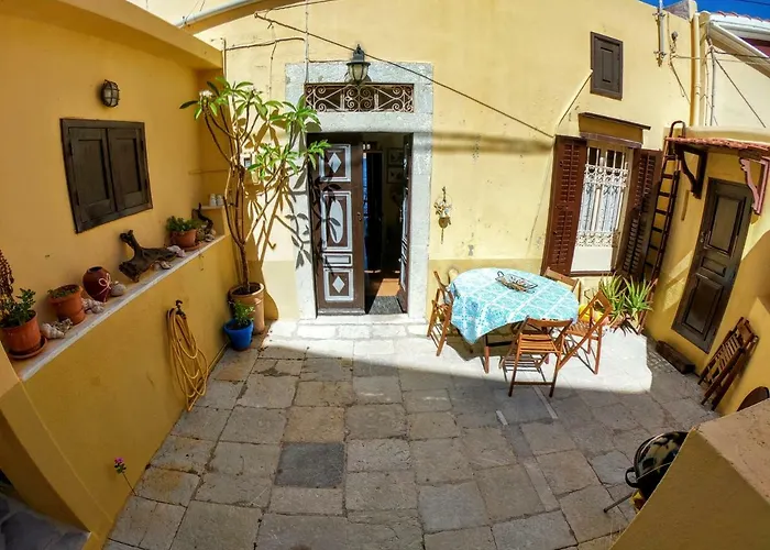 Σπίτι διακοπών Moschos Mansion Σύμη